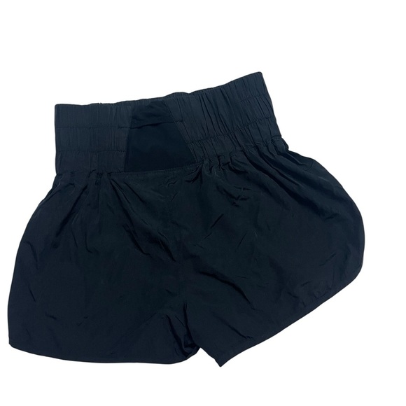 FREE PEOPLE MOVEMENT THE WAY HOME Womens Small Black Pull On Lined Shorts - Picture 2 of 5